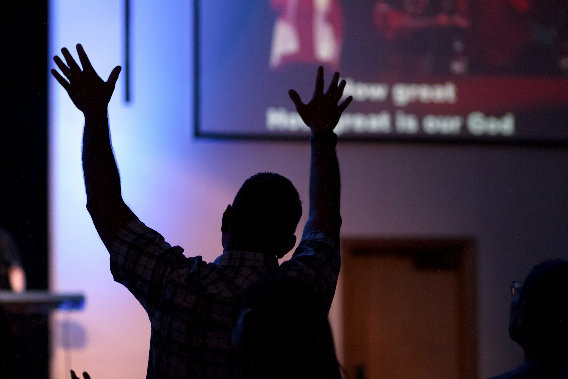 “muitos-dos-nossos-problemas-comecam-no-mundo-espiritual”,-observa-pastor