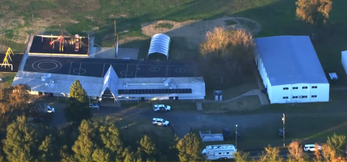 atirador-ataca-escola-crista-e-deixa-duas-criancas-feridas-nos-eua