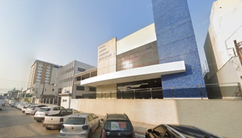 mulher-e-presa-apos-tentar-sequestrar-crianca-durante-culto-no-es