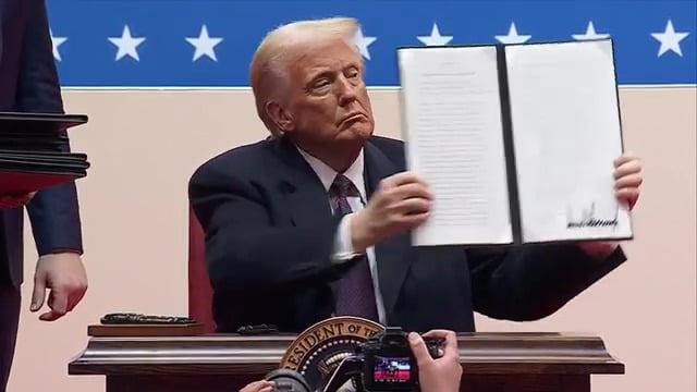 trump-assina-ordem-para-combater-ideologia-de-genero:-‘so-existe-masculino-e-feminino’