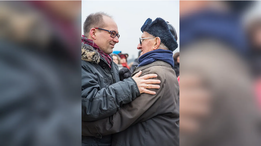 cristaos-de-cidade-alema-que-treinava-soldados-nazistas-prestam-homenagem-a-judeus