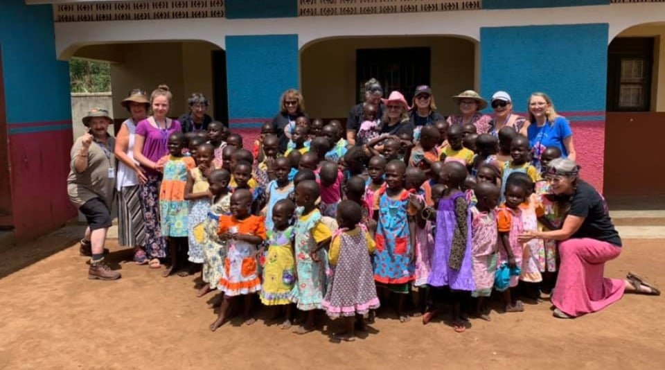 missao-distribui-quase-4-milhoes-de-vestidos-para-meninas-carentes-em-todo-mundo