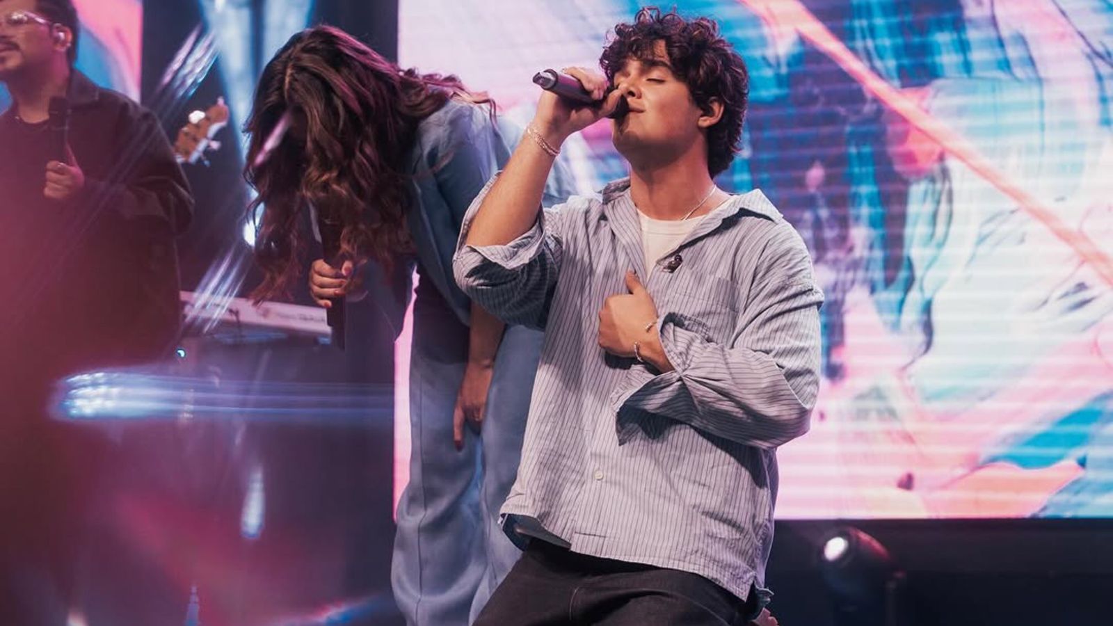 ‘a-arte-crista-pode-trazer-uma-geracao-para-deus’,-afirma-isaque-valadao