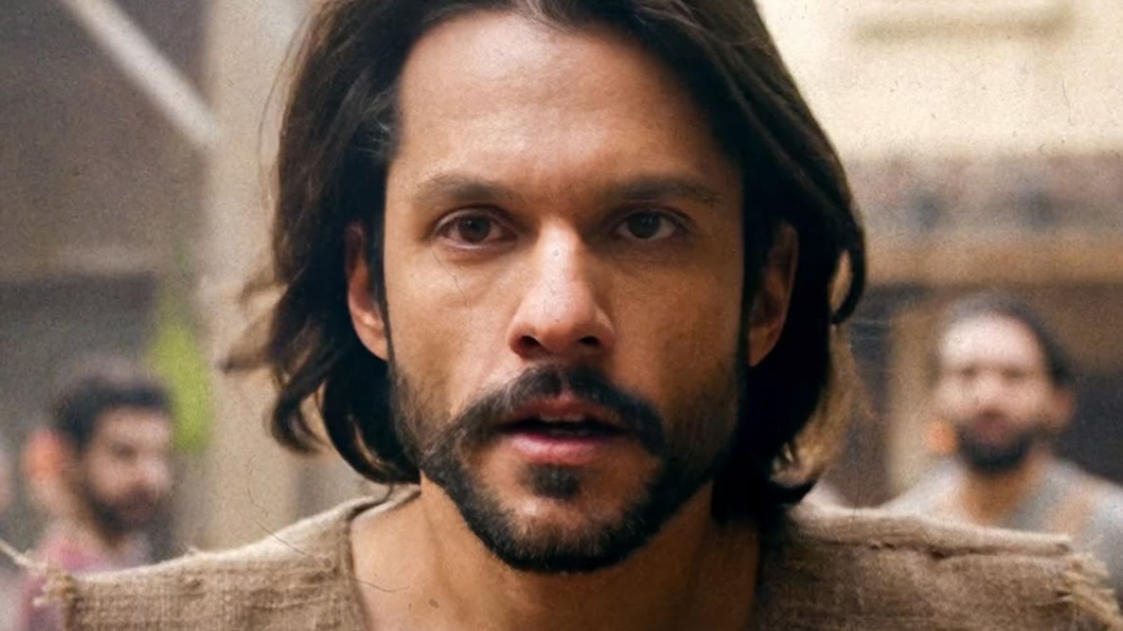 ator-de-“the-chosen”-que-lutou-por-israel-faz-apelo-por-refens:-‘algo-precisa-ser-feito’