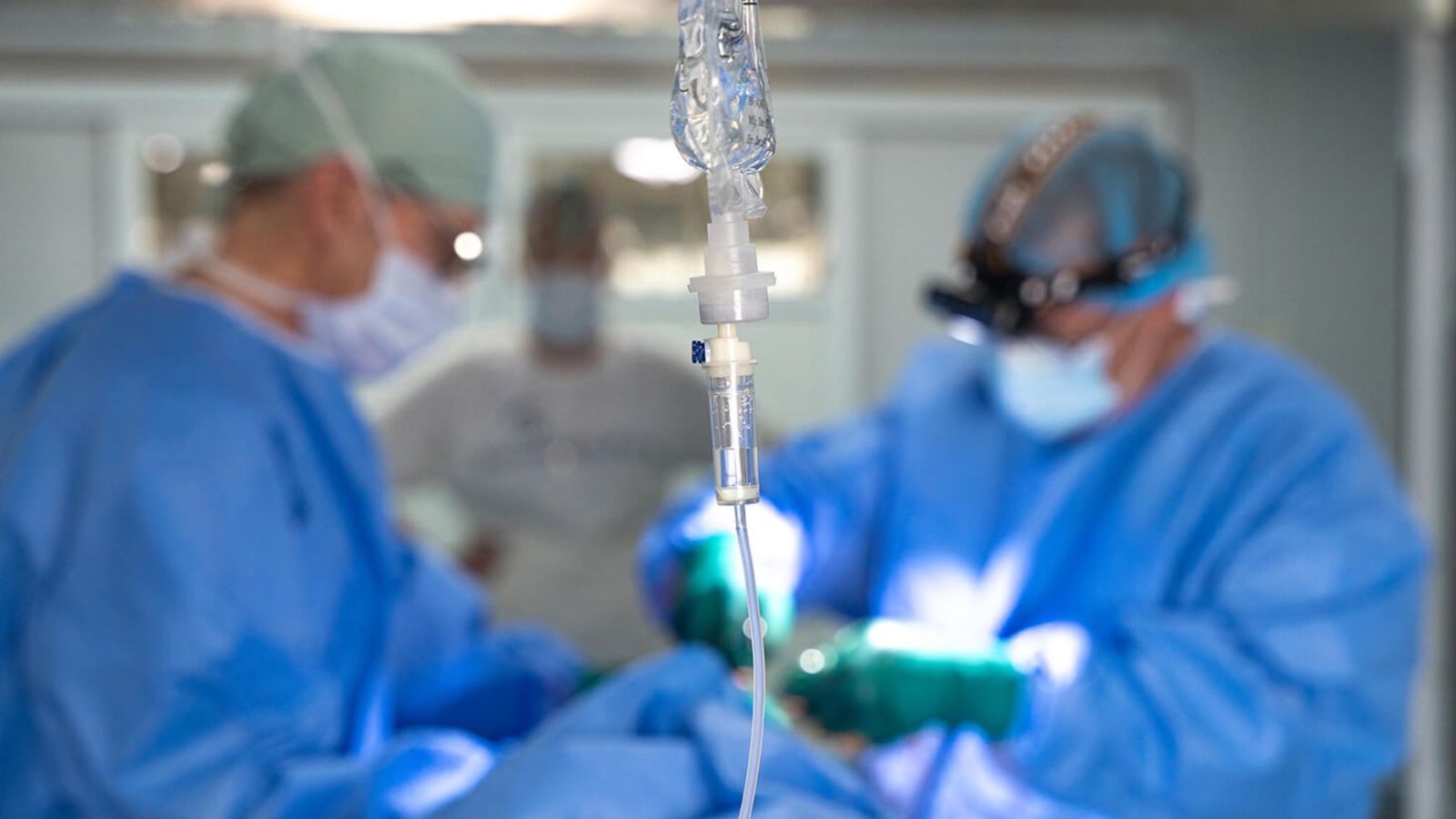 missao-monta-hospital-de-campanha-e-faz-cirurgias-apos-terremoto-em-mianmar