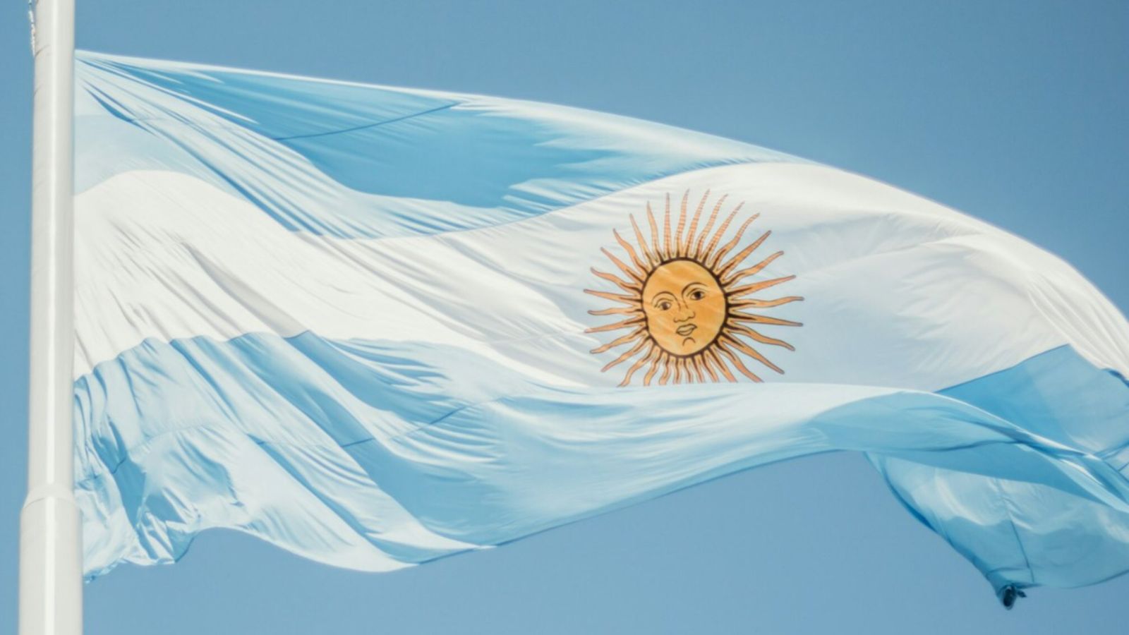 pesquisa:-68%-dos-argentinos-acreditam-em-milagres