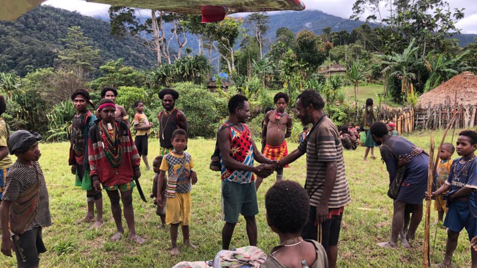 canibais-encontram-jesus-em-aldeia-remota-na-indonesia:-‘agora-sao-cristaos’