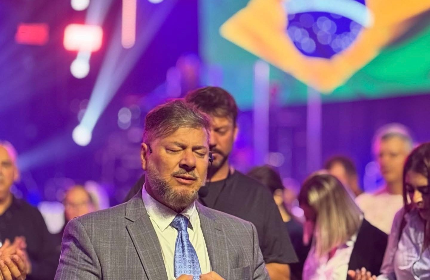 ‘brasil-precisa-se-posicionar-diante-de-deus’,-diz-joel-engel-no-alinhamento-profetico