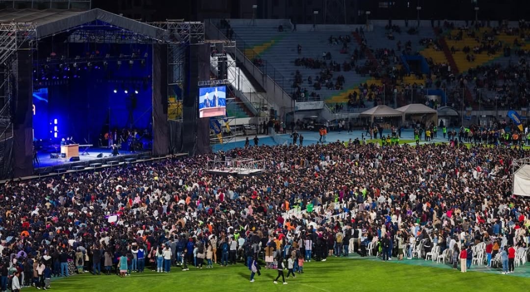 mais-de-7-mil-pessoas-aceitam-jesus-em-cruzada-evangelistica-na-bolivia