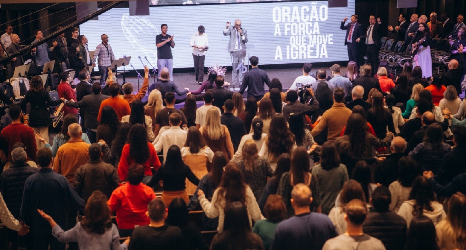 evangelicos-poderao-ser-maioria-no-brasil-em-2049,-preve-pesquisador