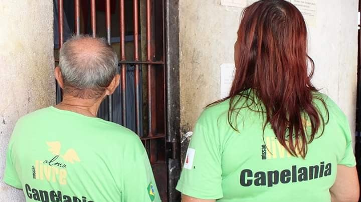 comissao-da-camara-aprova-projeto-que-suspende-proibicao-de-evangelismo-em-presidios