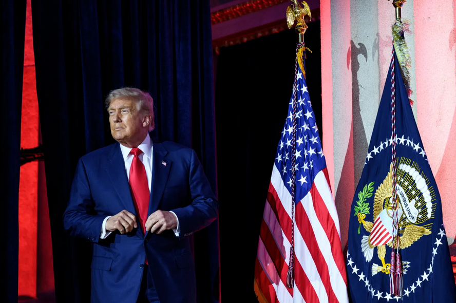 governo-trump-permite-evangelizacao-e-grupos-de-oracao-no-servico-publico