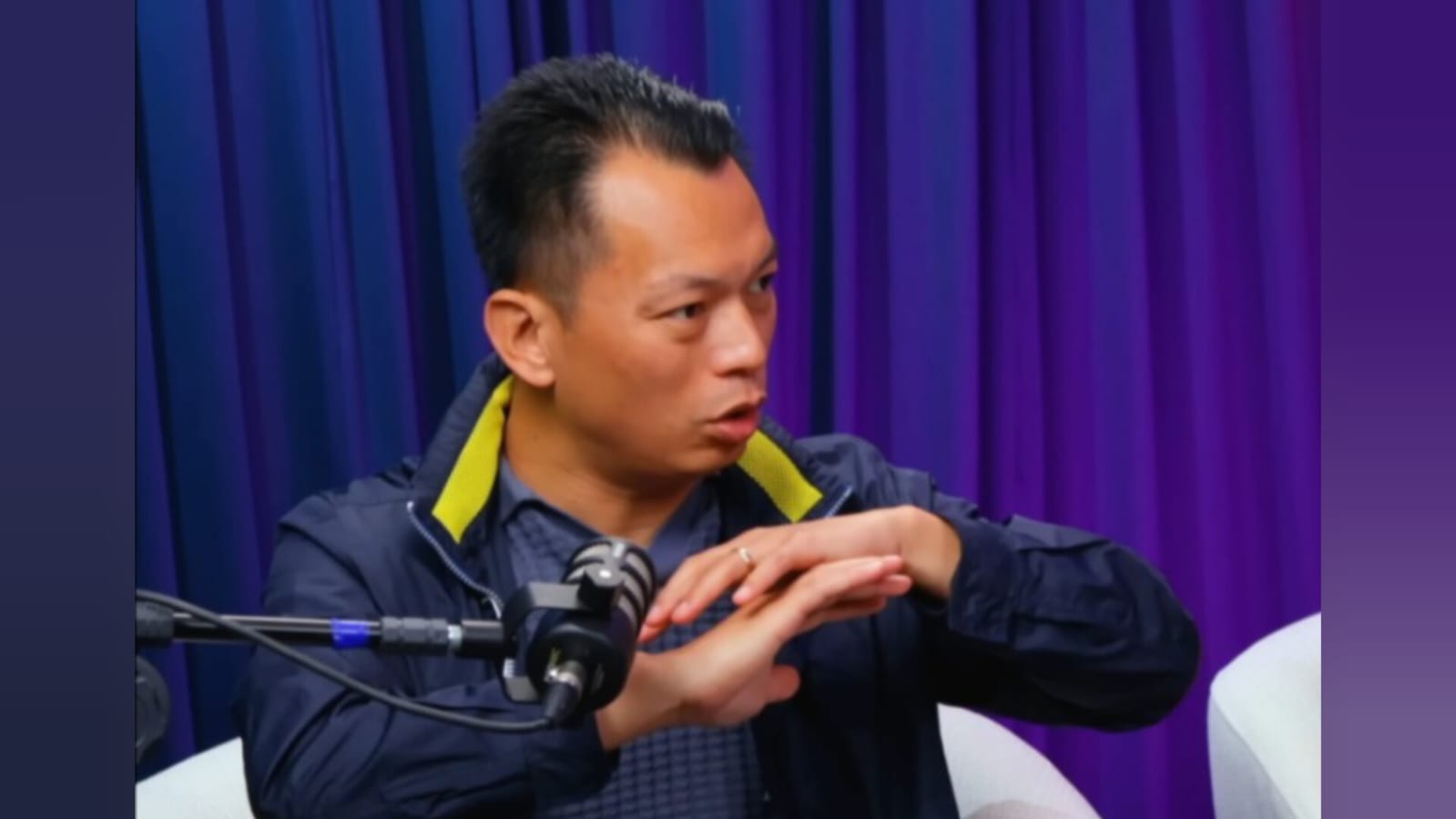 pastor-sobreviveu-a-perseguicao-na-china-desde-o-ventre:-‘a-policia-ia-me-abortar’