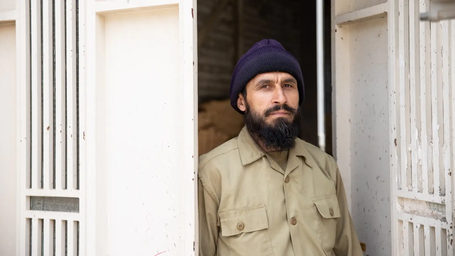 iraniano-se-rende-a-jesus-e-e-batizado-apos-estudar-a-biblia-com-brasileiros-no-facebook