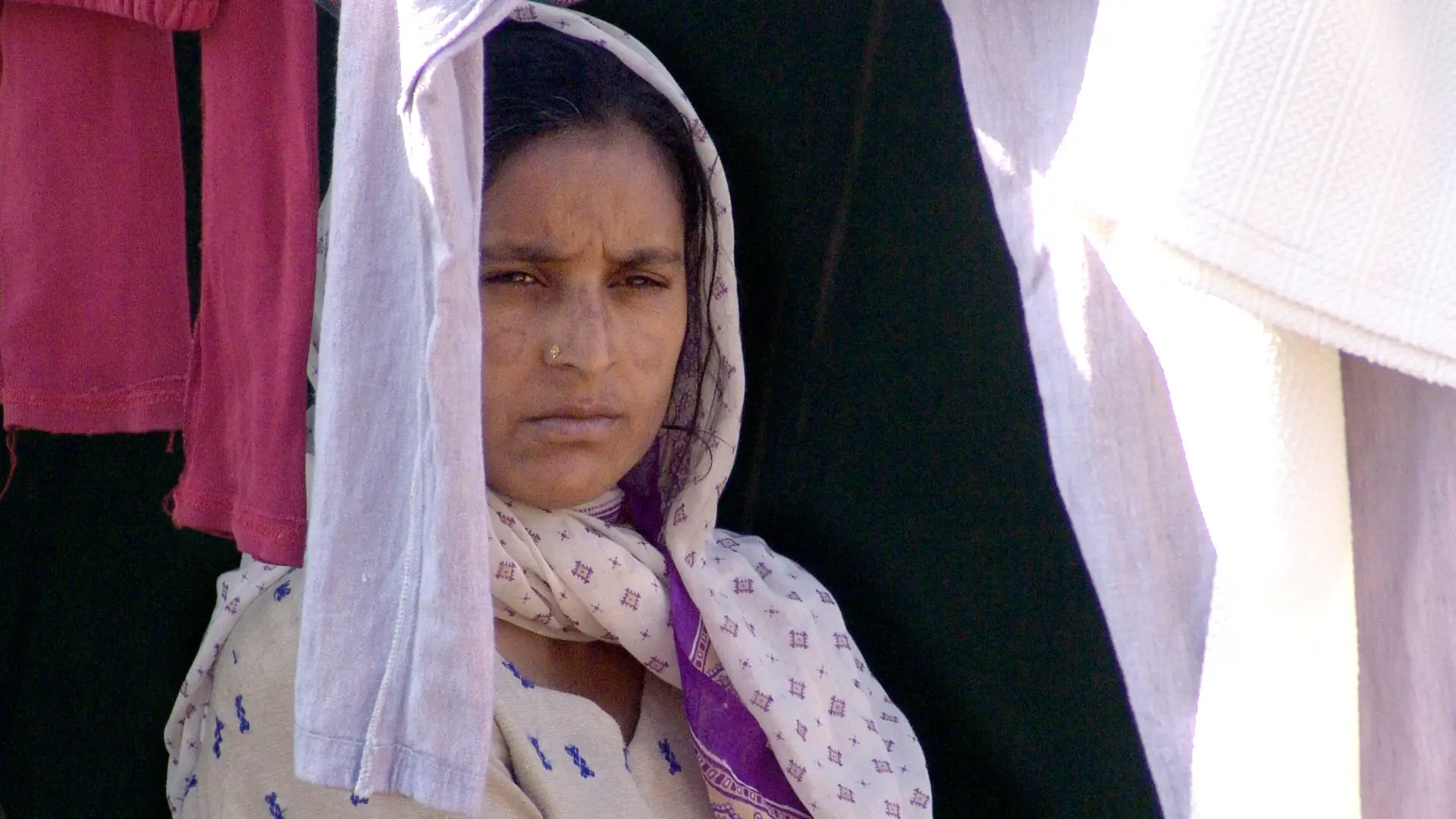 decisao-rara:-tribunal-do-paquistao-ordena-novo-rg-para-ex-muculmana-que-se-tornou-crista