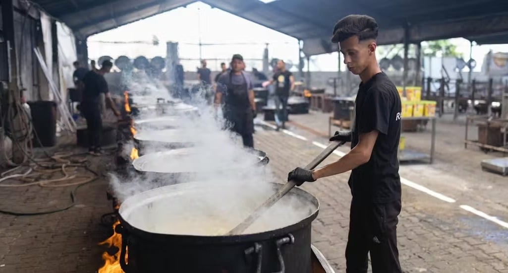 igreja-arrecada-oferta-para-pagar-100-mil-refeicoes-em-gaza:-“reflete-o-amor-de-deus”