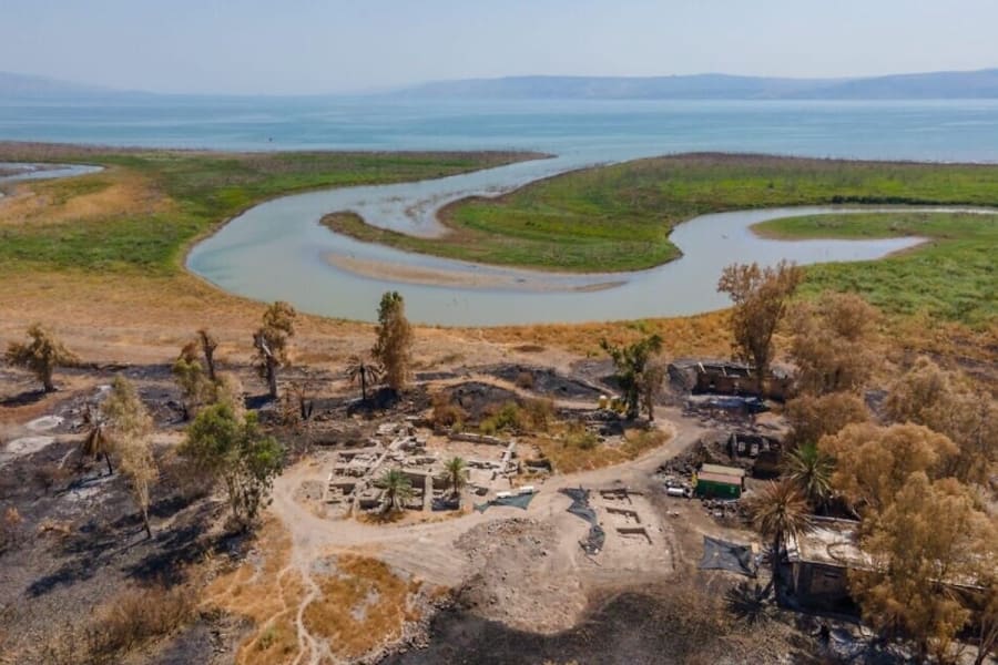 arqueologos-acreditam-ter-encontrado-a-cidade-natal-de-pedro-no-mar-da-galileia