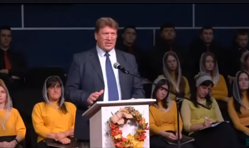 pastor-russo-e-condenado-a-4-anos-em-campo-de-trabalho-forcado-por-sermao-anti-guerra