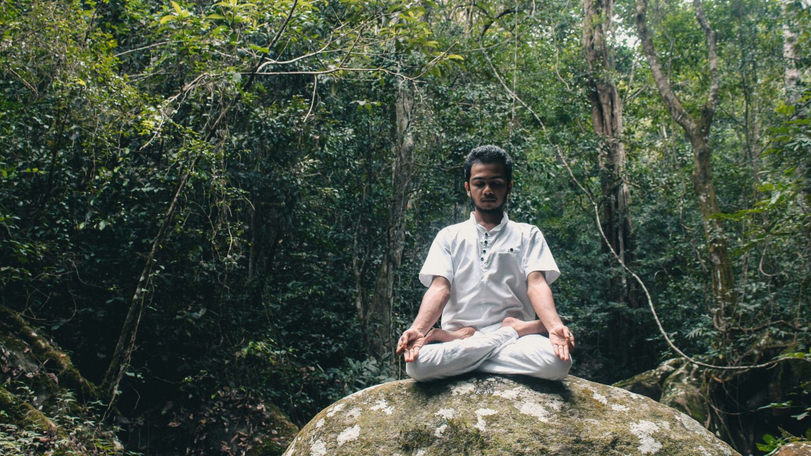 ex-mediuns-alertam-cristaos-contra-tratamentos-medicos-com-base-no-ocultismo