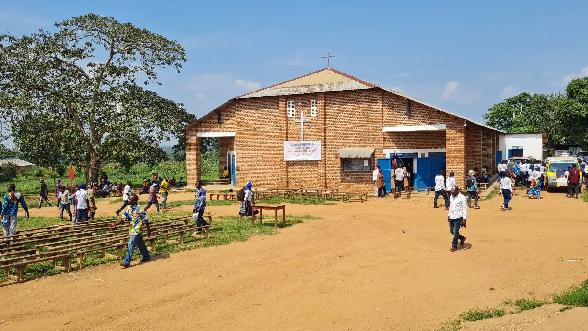 mais-de-100-cristaos-sao-mortos-em-ataques-do-estado-islamico-no-congo