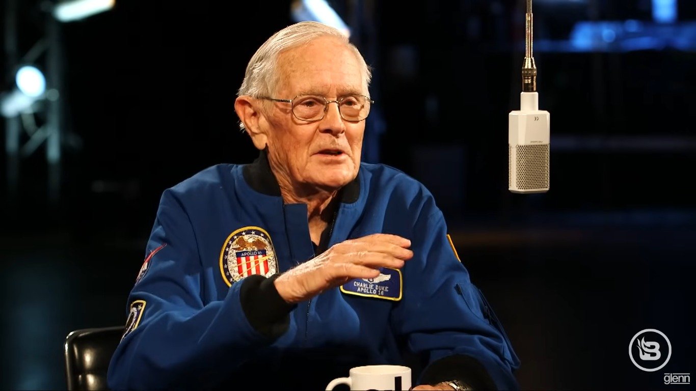 ex-astronauta-da-nasa-diz-que-aliens-sao-demonios:-“e-uma-distracao-do-verdadeiro-deus”