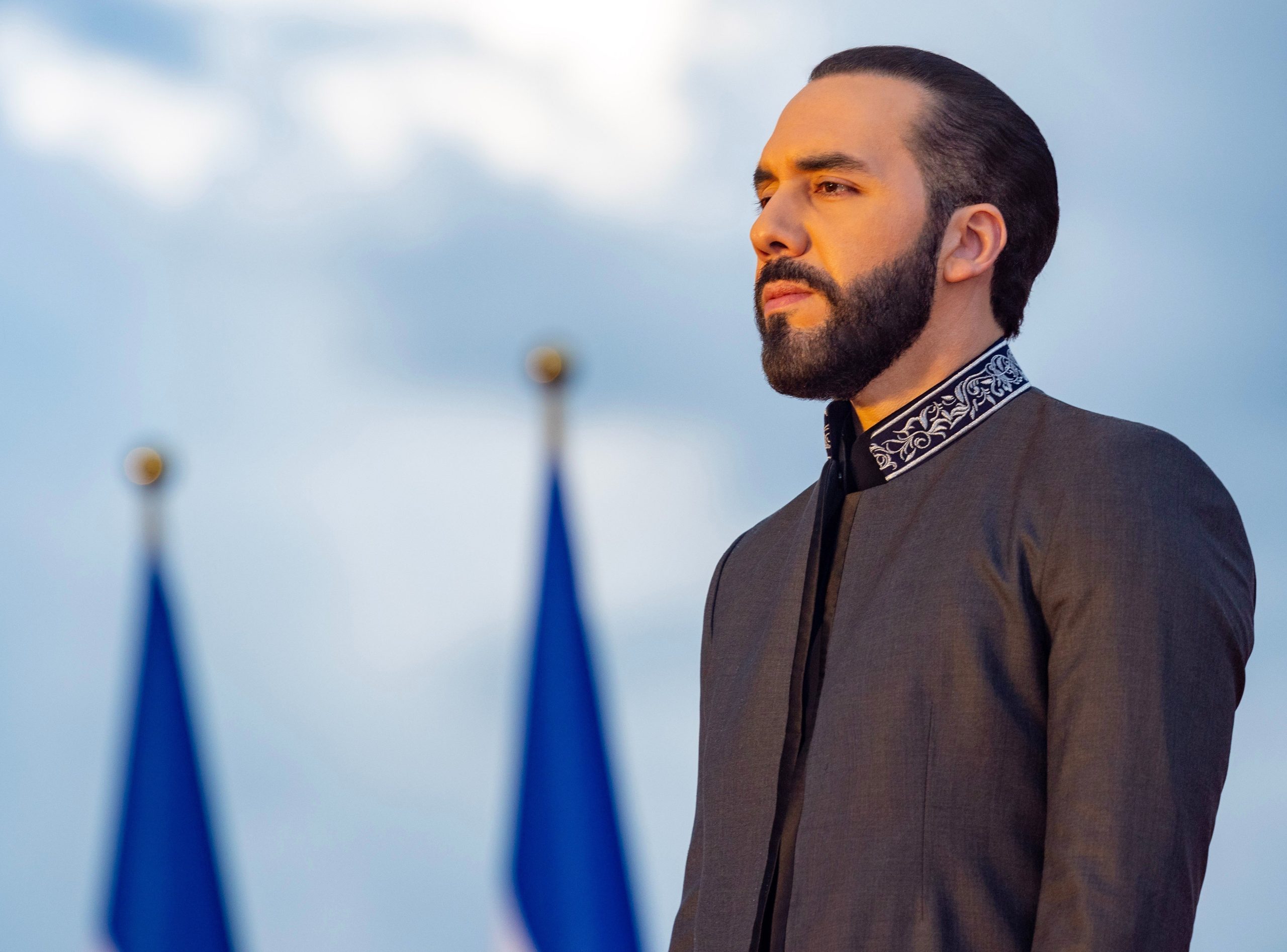 presidente-de-el-salvador-proibe-uso-da-“linguagem-neutra”-nas-escolas-publicas