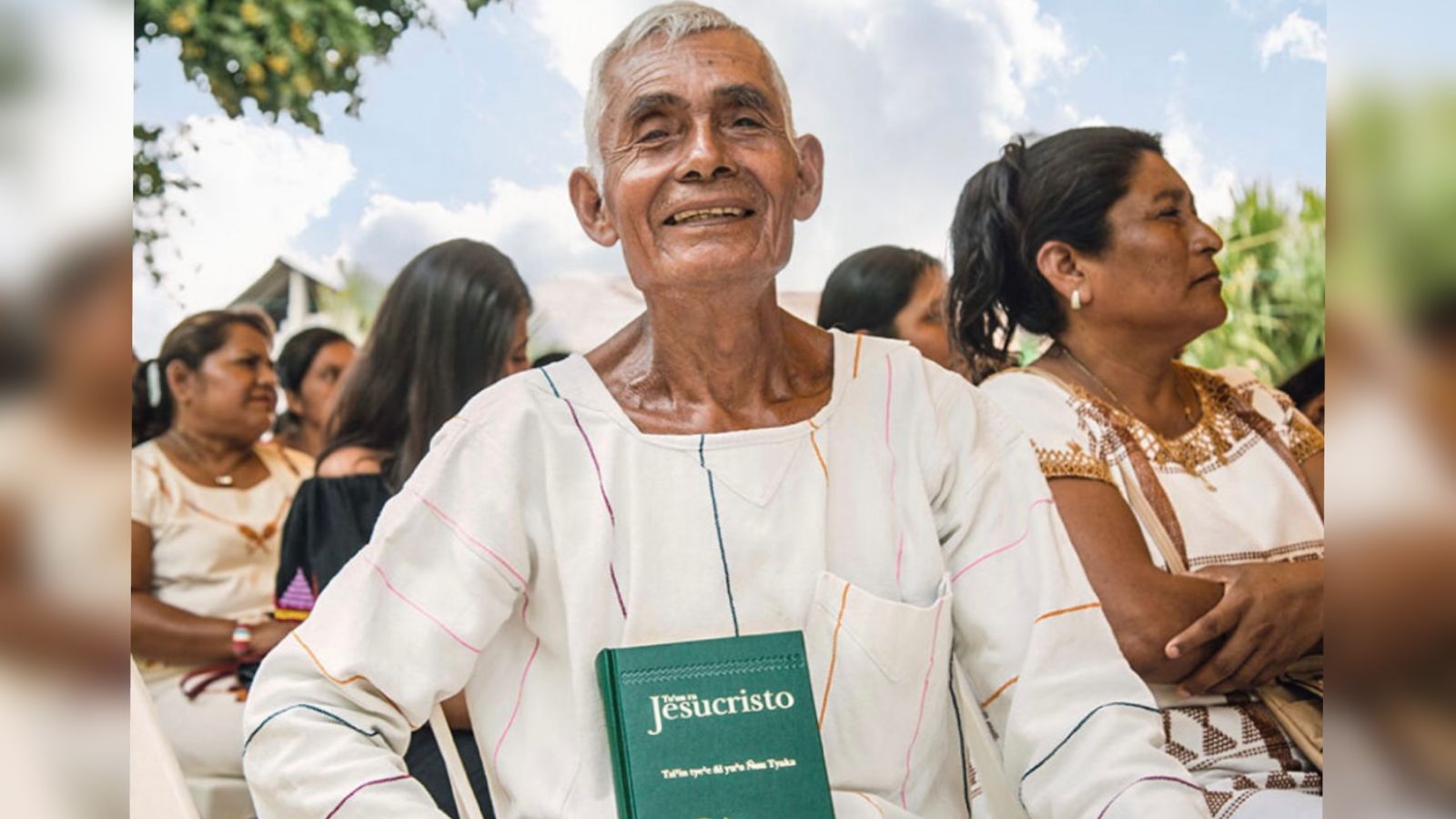 aos-87-anos,-idoso-se-torna-tradutor-da-biblia:-“deixarei-um-legado”
