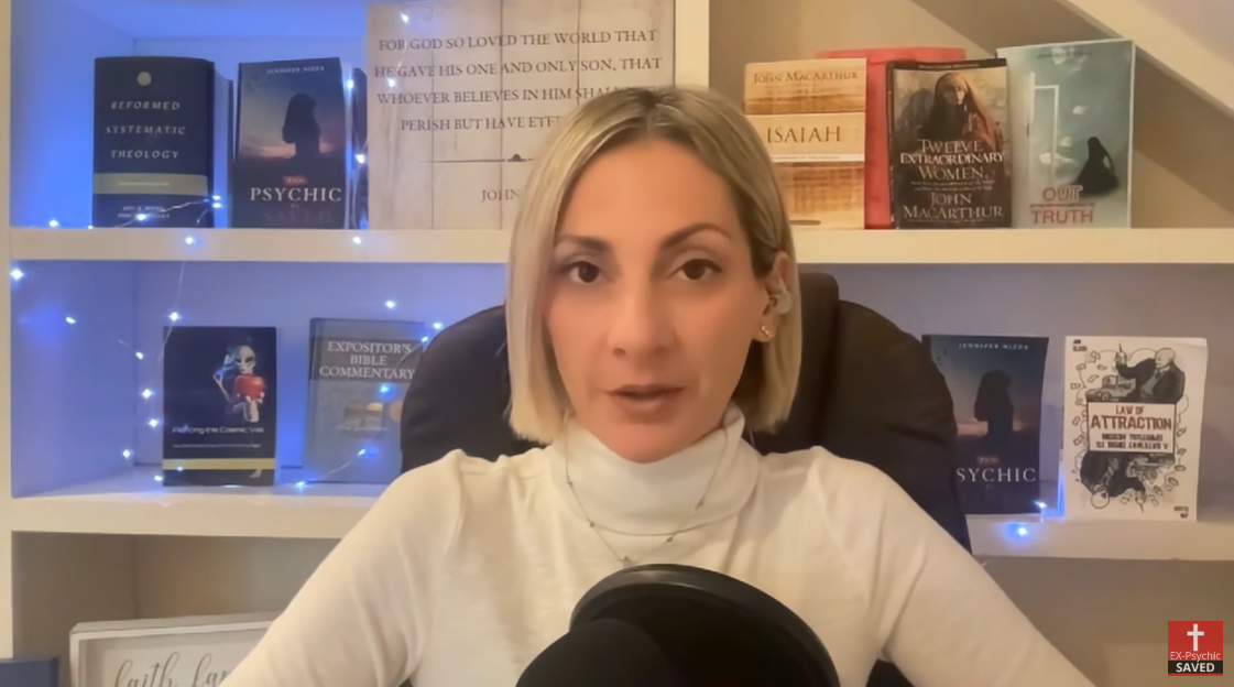 ex-medium-alerta-sobre-as-praticas-de-adivinhacao-no-halloween:-“e-demoniaco”