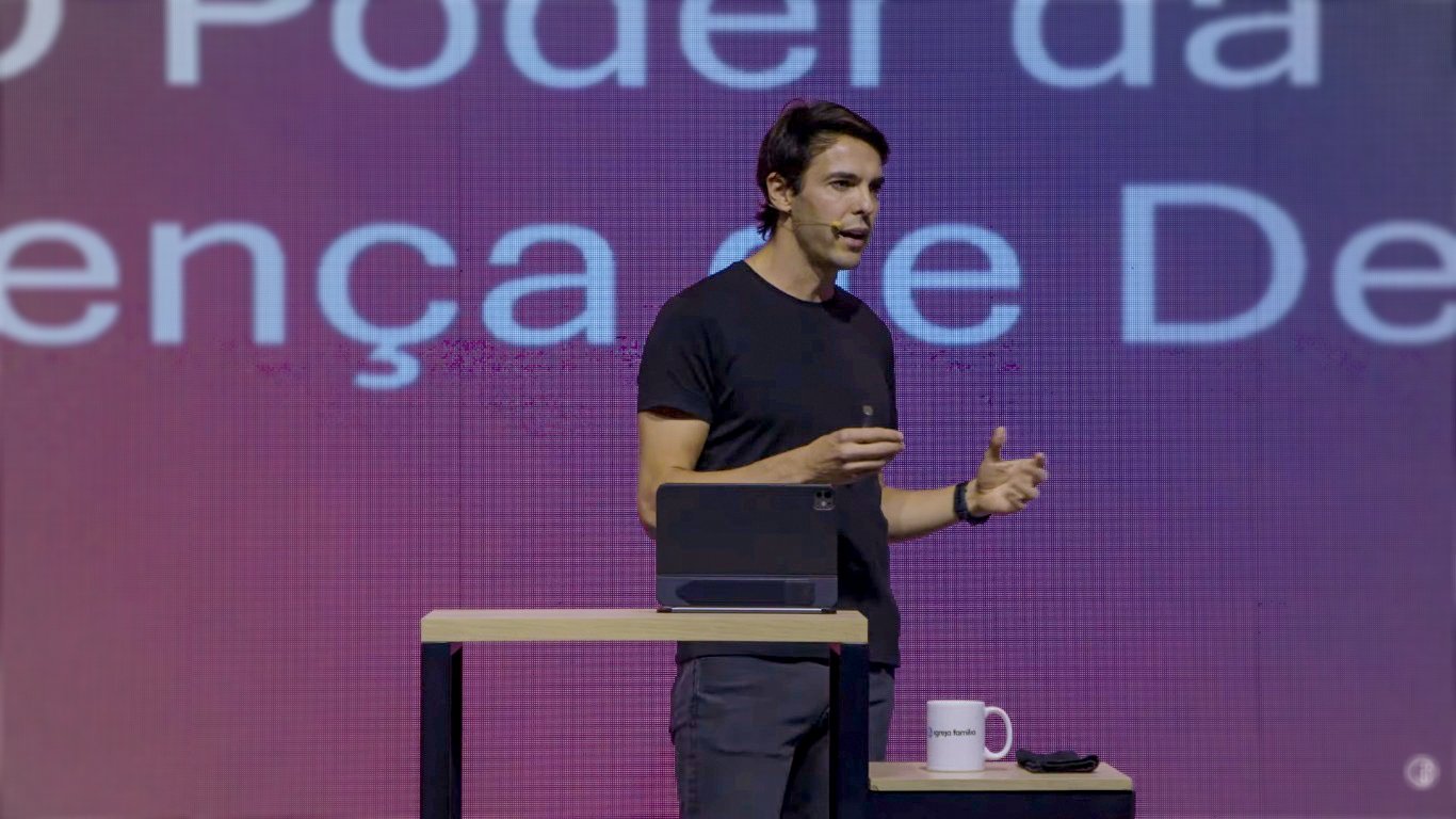 kaka-diz-que-firmou-sua-identidade-na-pior-fase-no-futebol:-‘entendi-que-era-filho-de-deus’