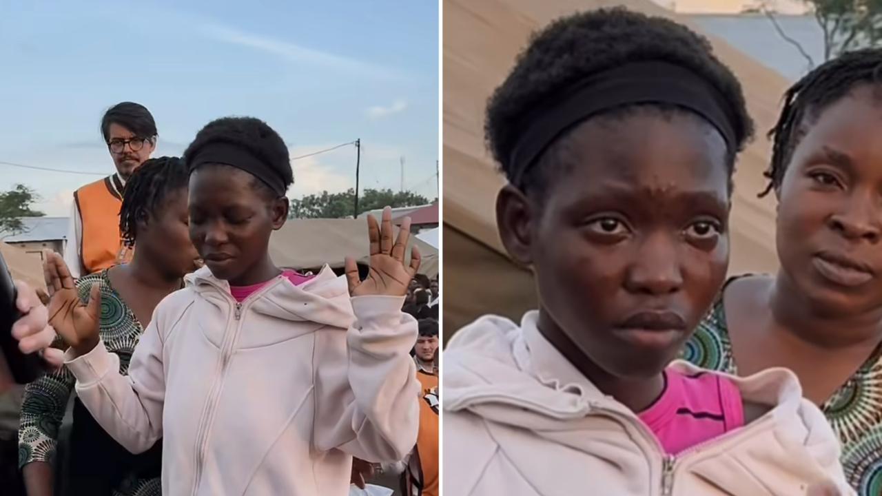 mulher-e-curada-de-cancer-apos-oracao-em-cruzada-na-africa:-‘deus-fez-algo-poderoso’