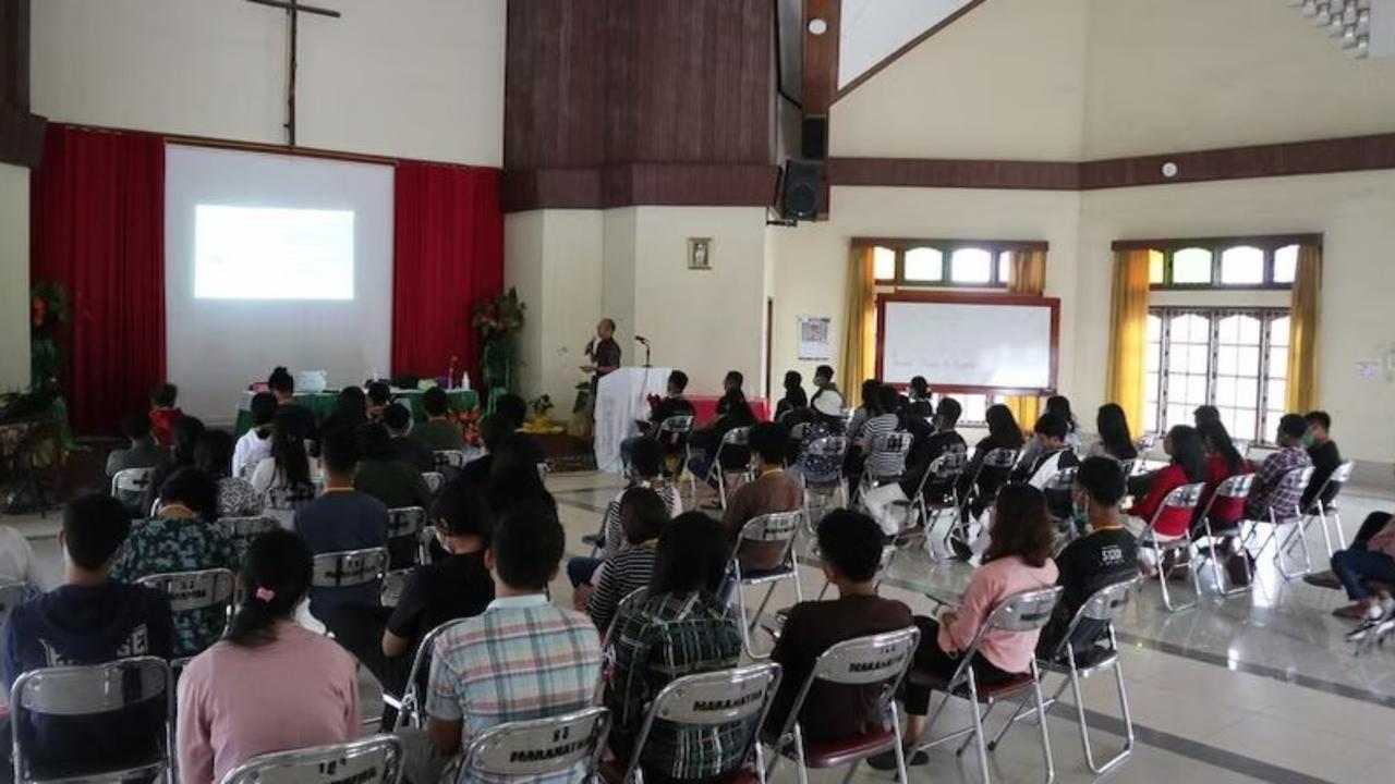 muculmanos-exigem-fechamento-de-igreja-na-indonesia-as-vesperas-do-natal