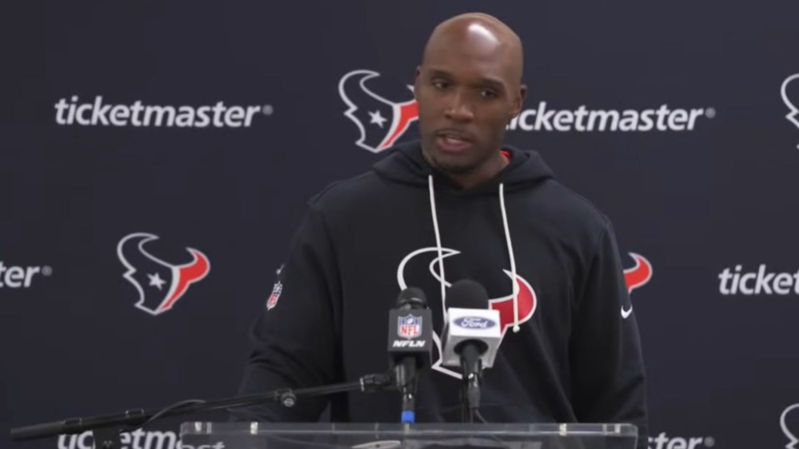 tecnico-destaca-fe-dos-jogadores-apos-classificacao-na-nfl:-“jesus-e-a-nossa-luz”