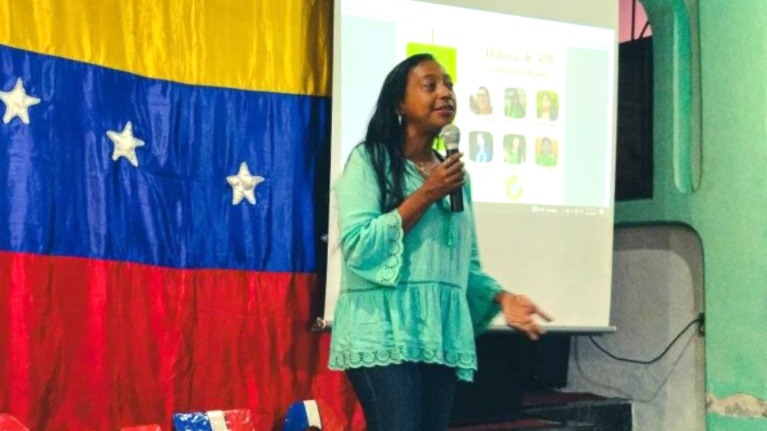 missionaria-venezuelana-recebeu-aviso-de-deus-sobre-seu-pais:-‘e-a-mao-do-senhor’