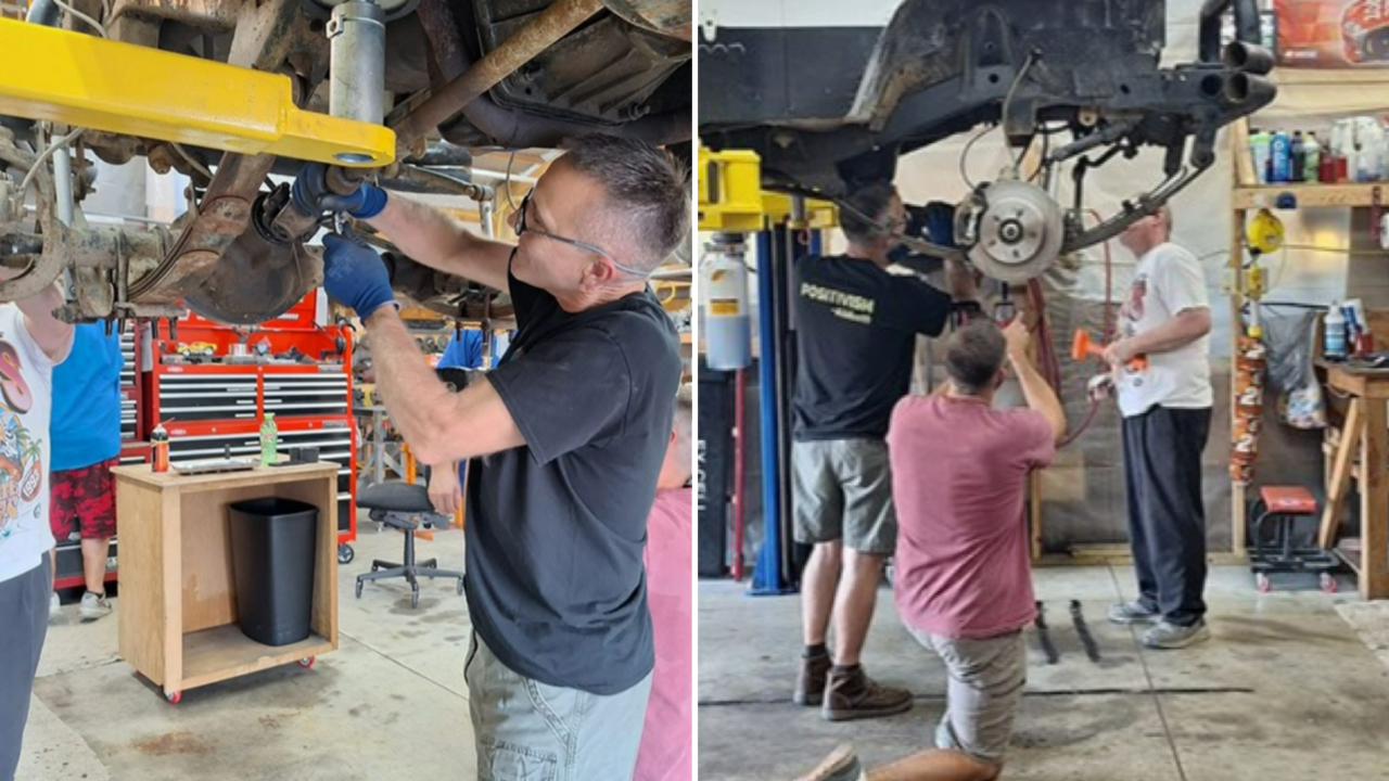 cristaos-abrem-oficina-para-consertar-carros-gratuitamente-e-evangelizar-comunidade