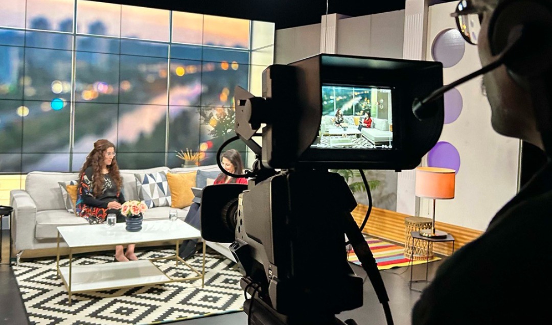 mesmo-com-apagao-digital-no-ira,-tv-crista-continua-funcionando:-“transmitimos-jesus”