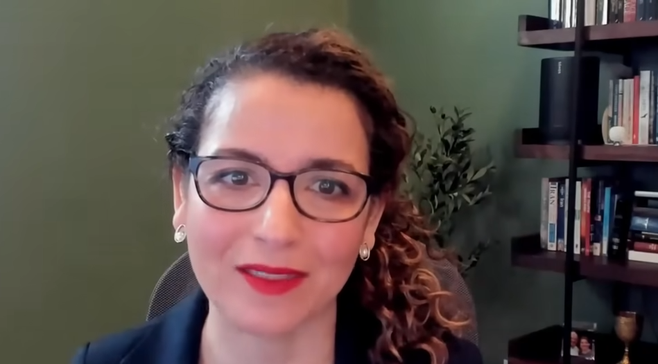 missionaria-iraniana-ve-queda-de-regime-islamico-como-resposta-de-deus:-‘oracoes-atendidas’