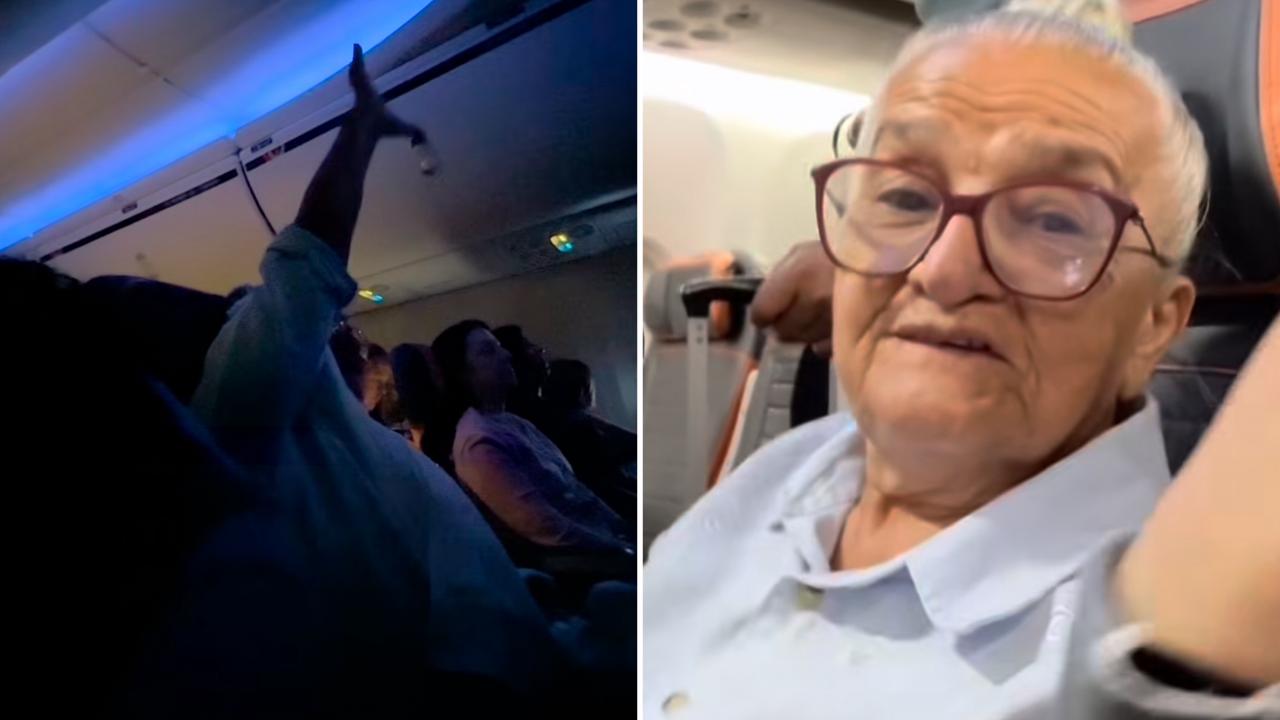 idosa-emociona-ao-orar-com-maos-levantadas-antes-de-aviao-decolar:-“que-deus-va-conosco”