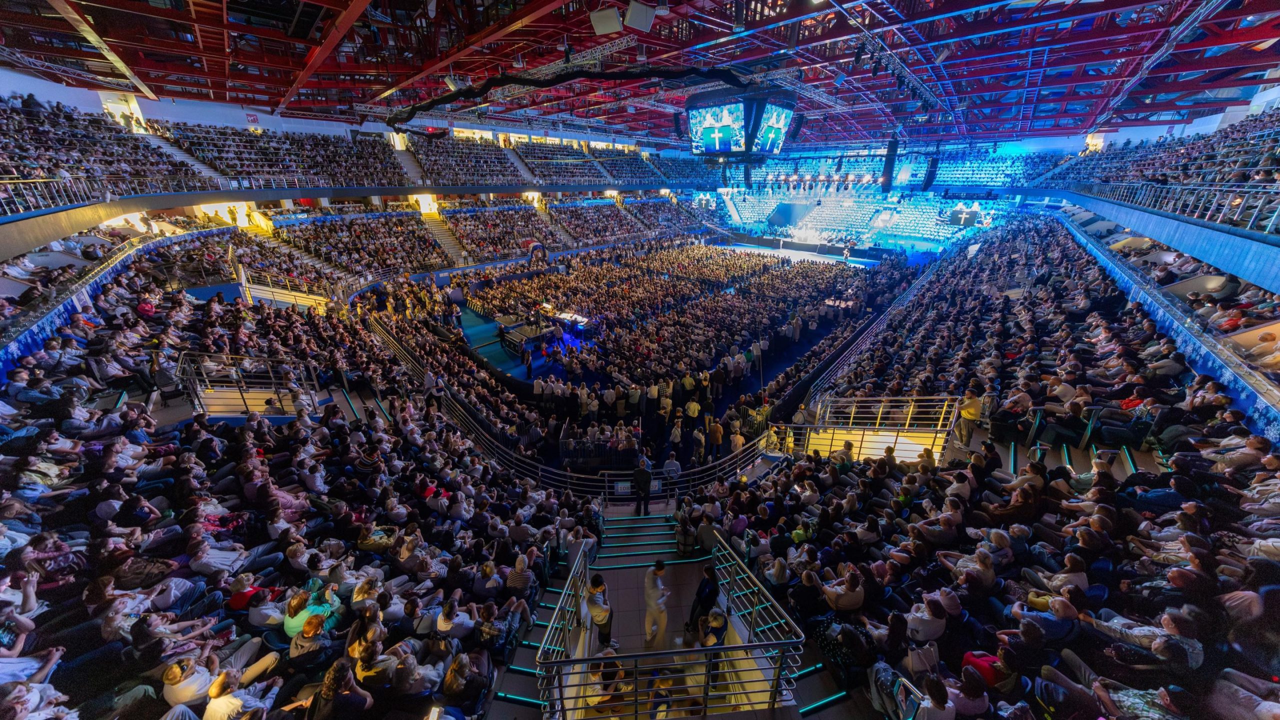 cruzada-de-franklin-graham-leva-centenas-a-jesus-na-bielorussia:-‘agir-de-deus’
