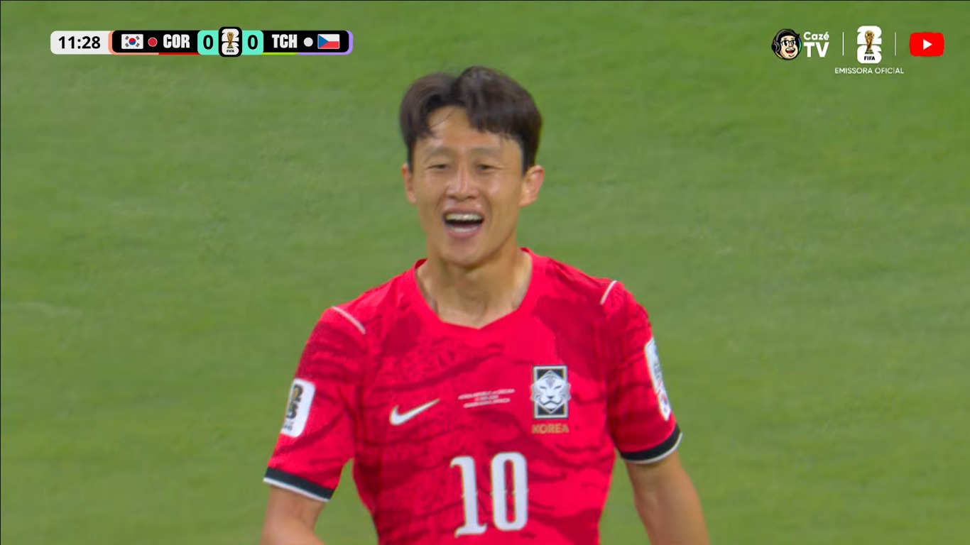 jogador-da-coreia-do-sul-comemora-vitoria-em-jogo-na-copa-com-versiculo-biblico