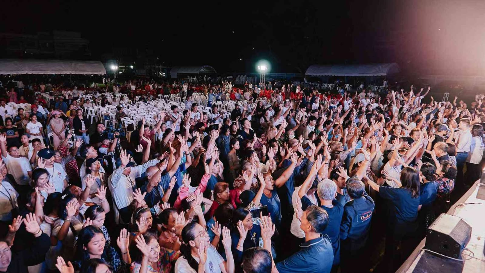 mais-de-400-pessoas-aceitam-jesus-em-campanha-evangelistica-na-tailandia